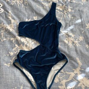 SOLID & STRIPED Blue One-Shoulder Swimsuit